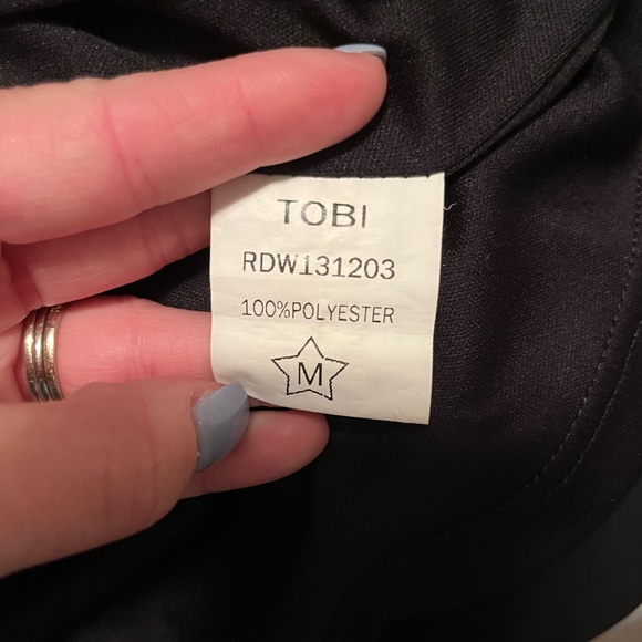 Black open back flowy dress! - Picture 6 of 7